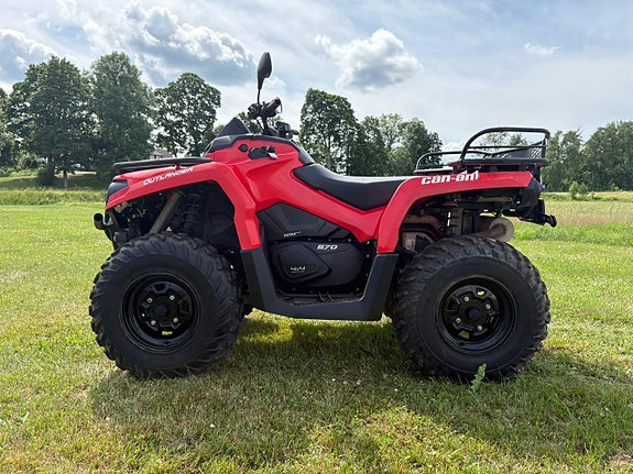 Can-Am OUTLANDER 570 5 of 12