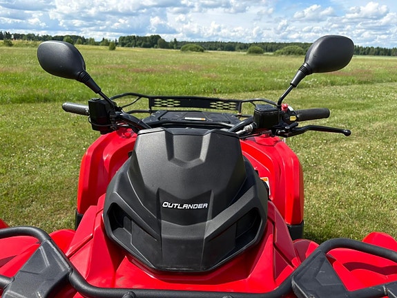 Can-Am OUTLANDER 570 8 of 12