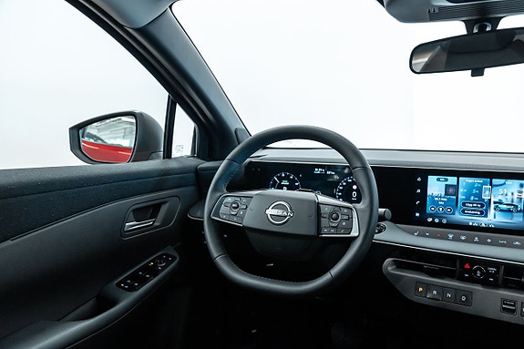 Nissan Leaf 13 of 16