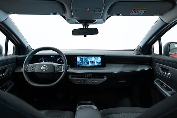 Nissan Leaf 10 of 16