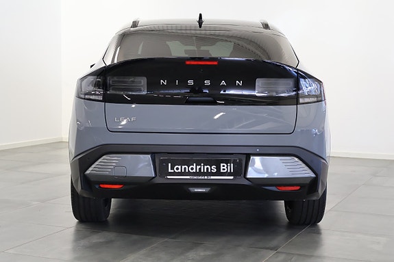 Nissan Leaf 5 of 5