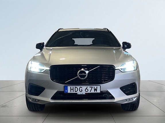 Volvo XC60 2 of 5