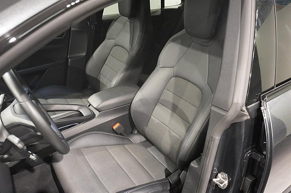 Porsche Macan 4 8 of 20