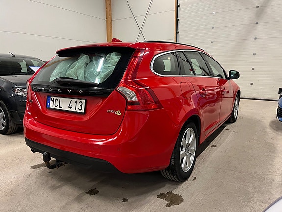 Volvo V60 3 of 5