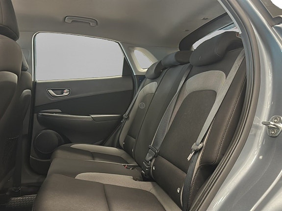 Hyundai Kona 11 of 21