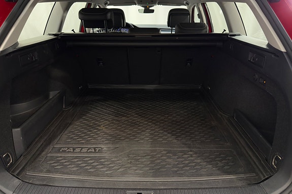 Volkswagen Passat 21 of 21