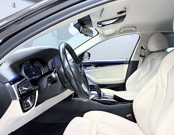 BMW 530e 5 of 5