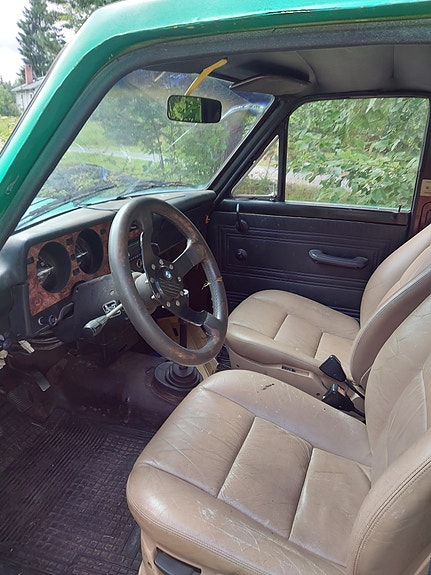 Mazda B1800 7 of 8