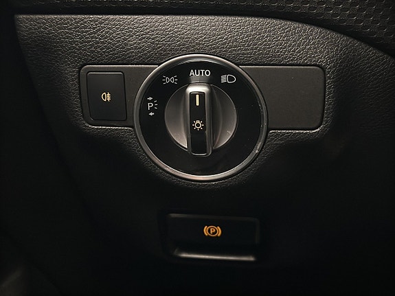 Mercedes-Benz A180 29 of 30