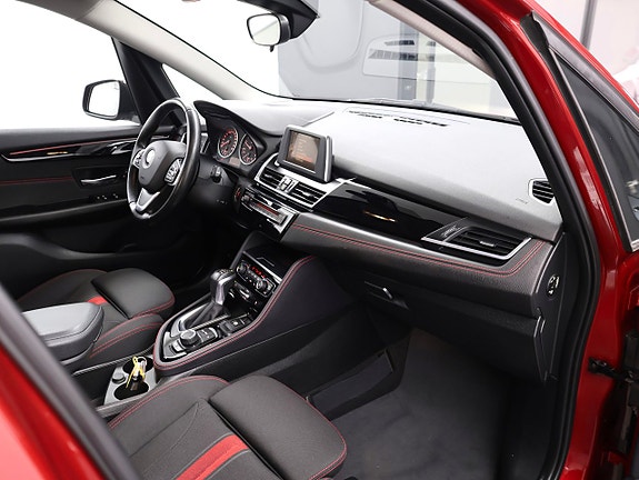 BMW 220d 24 of 30
