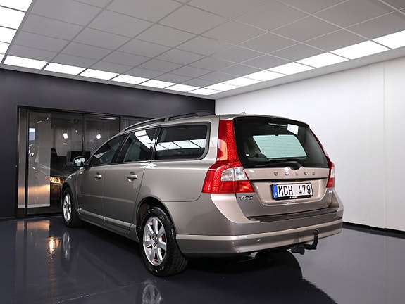 Volvo V70 9 of 30