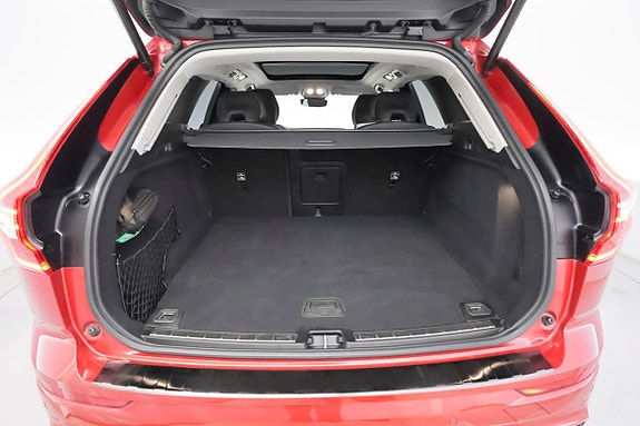 Volvo XC60 18 of 22