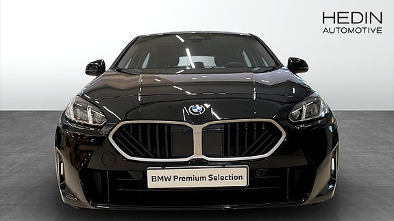 BMW 120 8 of 9