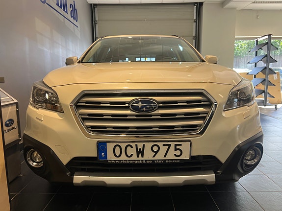 Subaru Outback 3 of 5