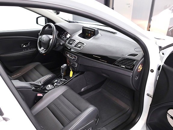 Renault Megane 29 of 30