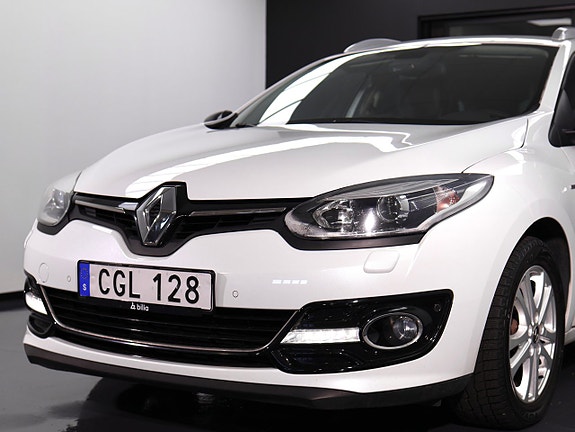 Renault Megane 12 of 30