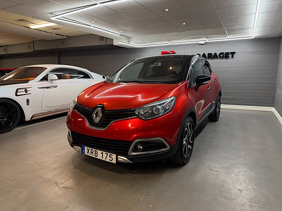 Renault Captur 2 of 5