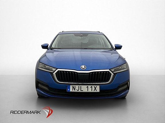 Skoda Octavia 2 of 5