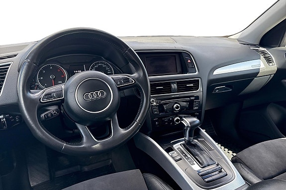 Audi Q5 12 of 23