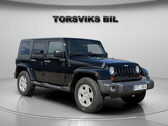 Jeep Wrangler Unlimited 8 of 16