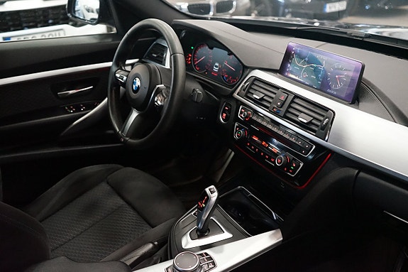 BMW 320d 15 of 22
