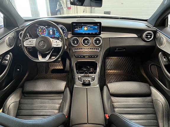 Mercedes-Benz C220 d 12 of 24