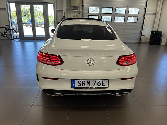 Mercedes-Benz C220 d 4 of 24