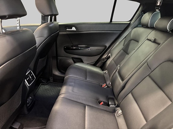 Kia Sportage 10 of 20