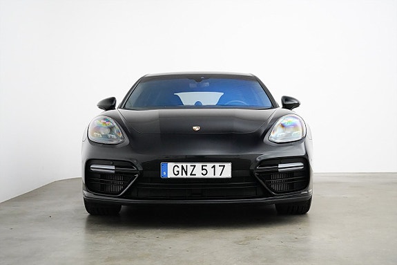 Porsche Panamera Turbo 25 of 27