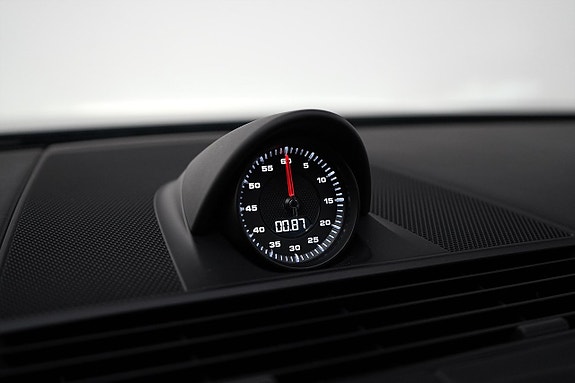 Porsche Panamera Turbo 13 of 27