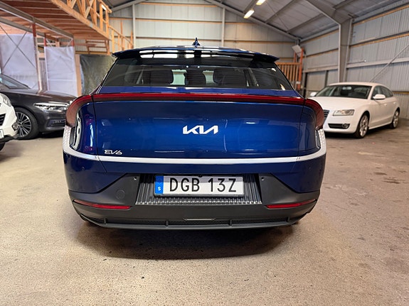 Kia EV6 4 of 5