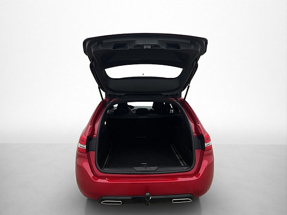 Peugeot 308 SW 17 of 30