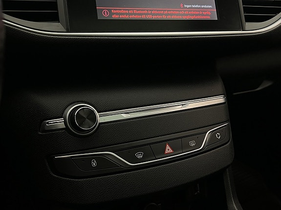 Peugeot 308 SW 28 of 30