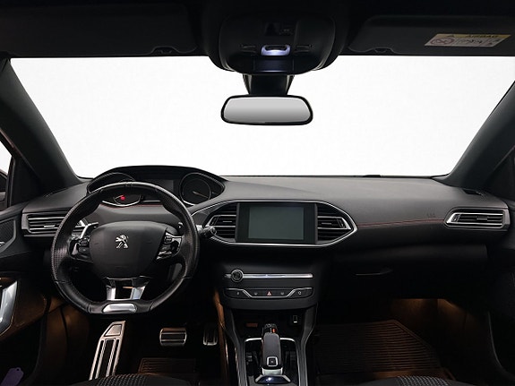 Peugeot 308 SW 12 of 30