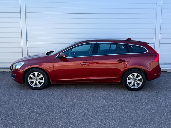 Volvo V60 4 of 5