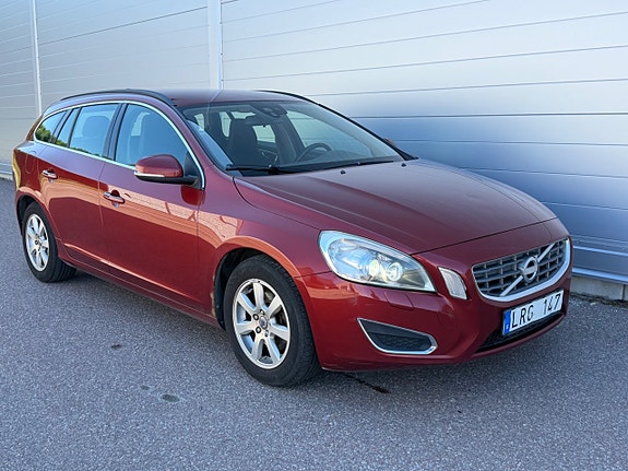 Volvo V60 9 of 13