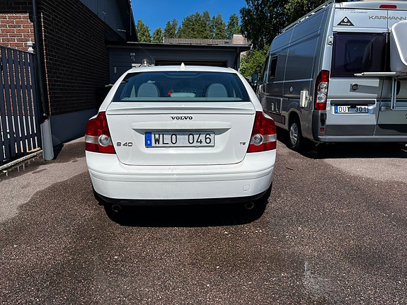 Volvo S40 4 of 5