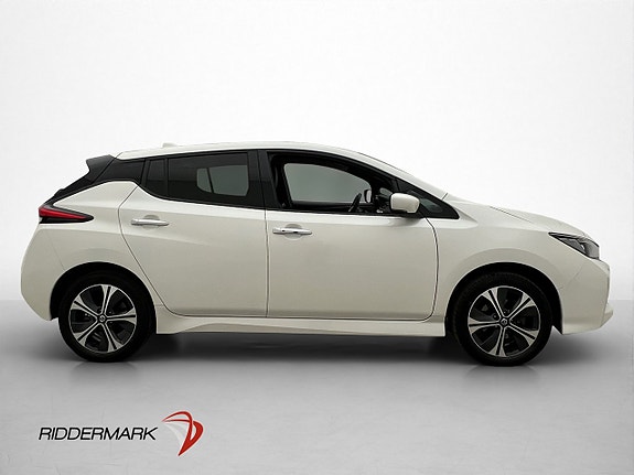 Nissan Leaf 9 of 30