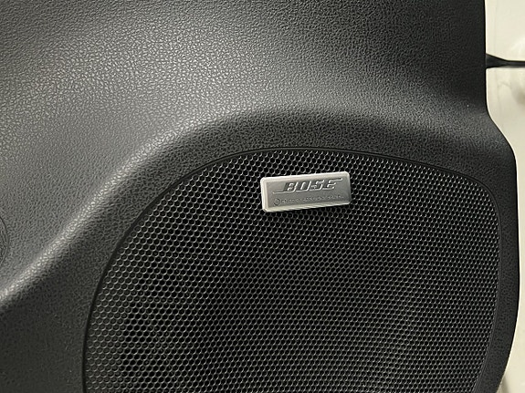 Nissan Leaf 15 of 30