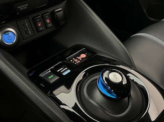 Nissan Leaf 26 of 30