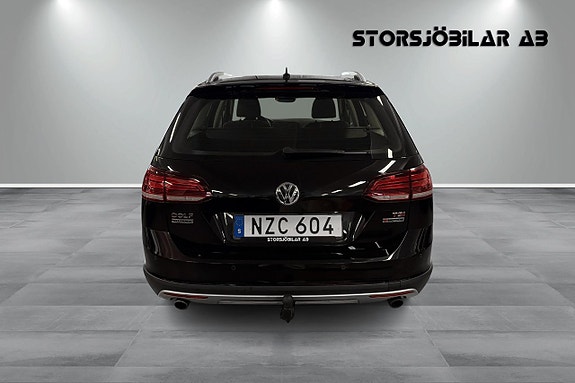 Volkswagen Golf Alltrack 4 of 20