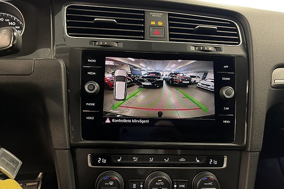 Volkswagen Golf Alltrack 20 of 20