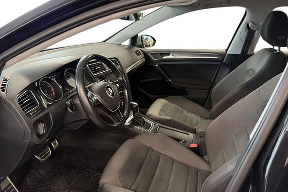 Volkswagen Golf Alltrack 9 of 20