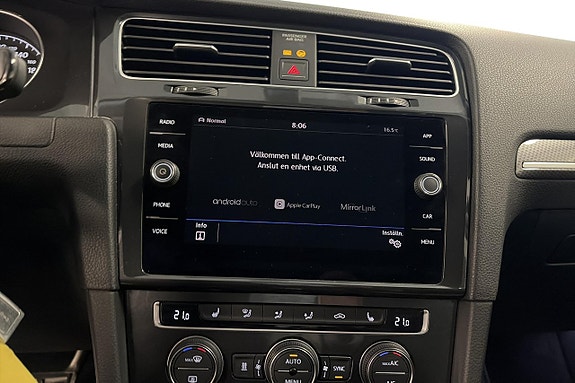 Volkswagen Golf Alltrack 19 of 20