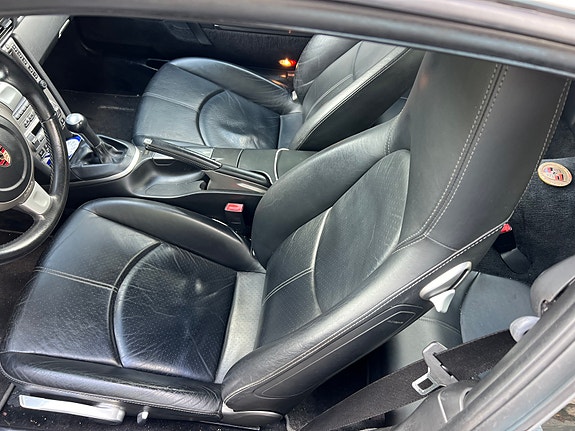 Porsche 911 Carrera S 6 of 7