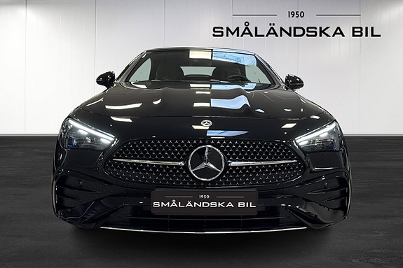 Mercedes-Benz CLE300 3 of 5