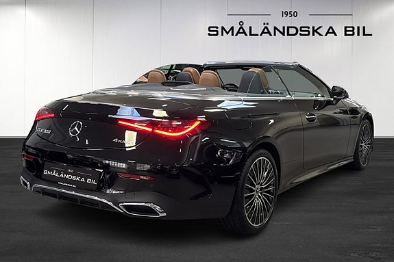 Mercedes-Benz CLE300 5 of 5