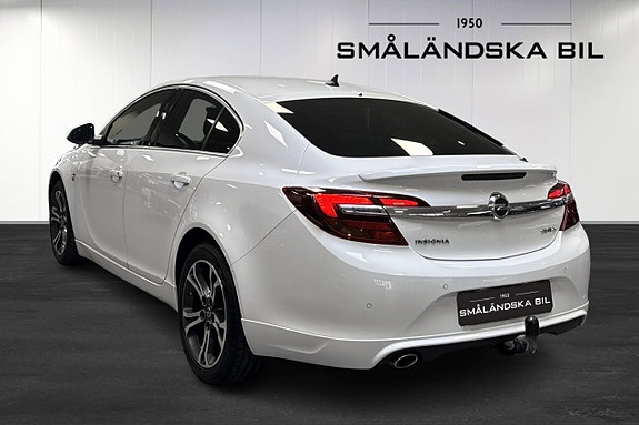 Opel Insignia 3 of 5