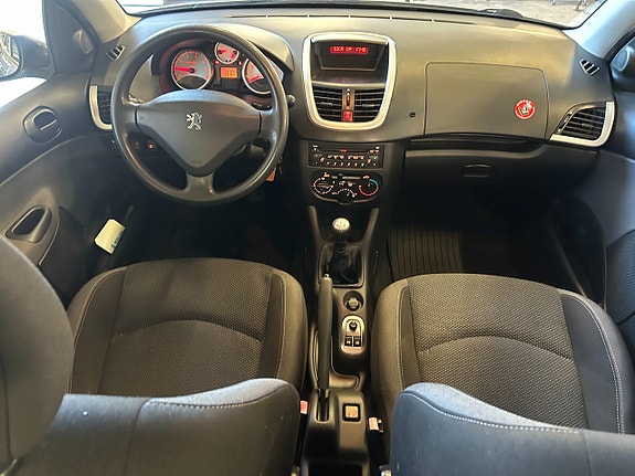 Peugeot 206+ 7 of 13