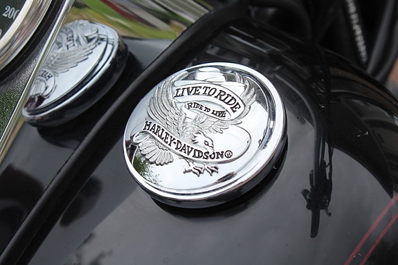 Harley-Davidson Heritage Softail Classic 4 of 5